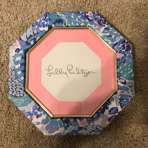 New in box Lilly Pulitzer frame
